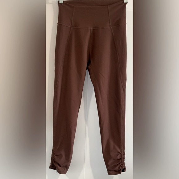 Wilo Pants - NWT, Wilo the Label - Ribbed, Ruched Sport Leggings in Chocolate, Size Large